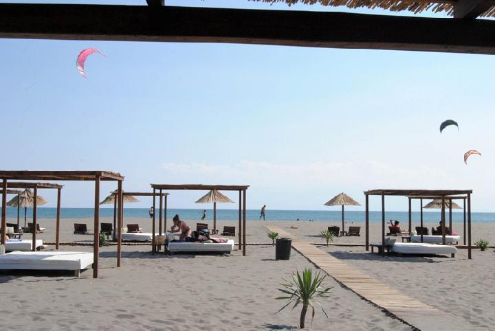 Guest House Nura Ulcinj Kültér fotó